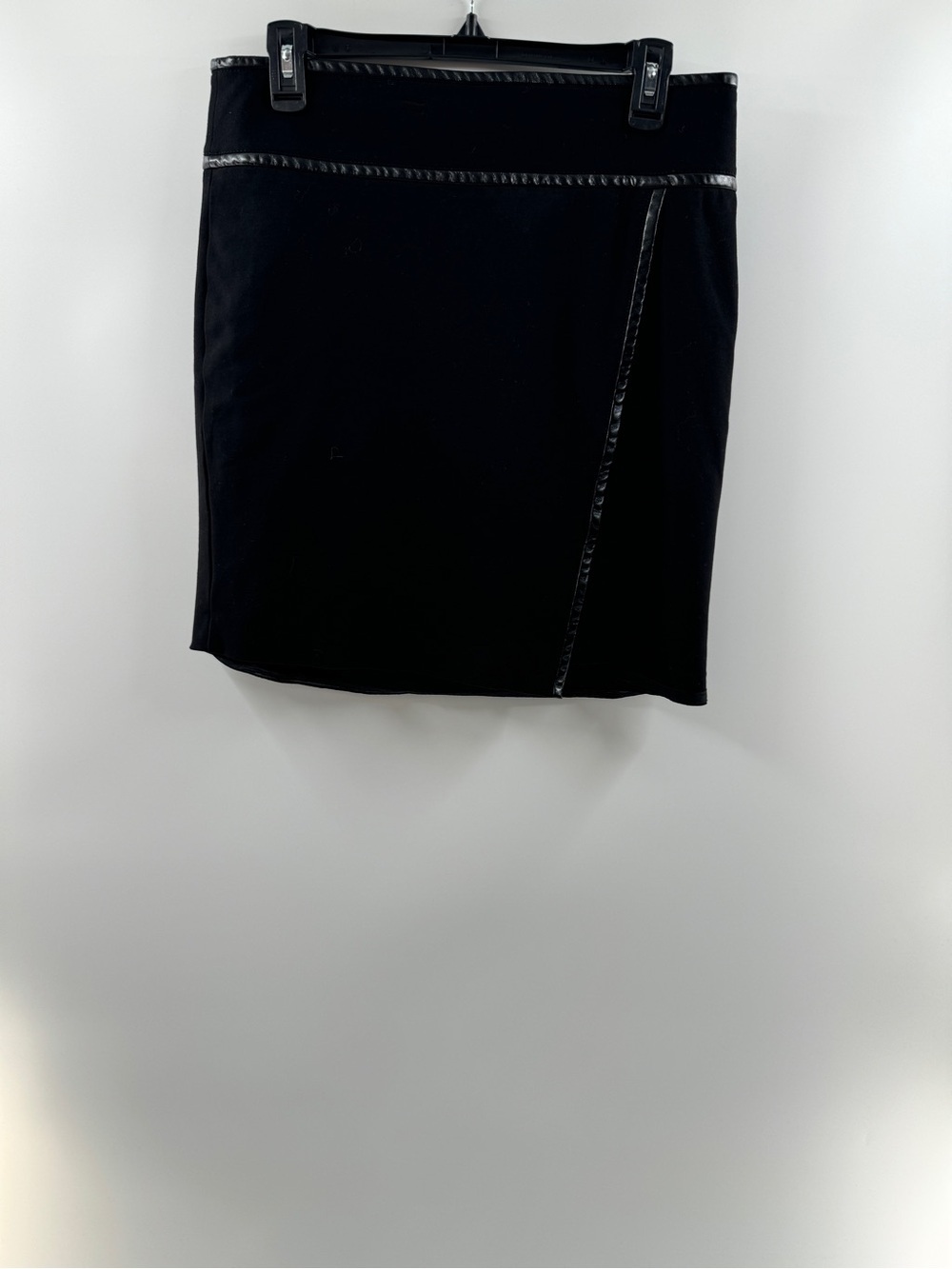 White House Black Market Faux Leather Trim Mini Skirt – Size 6